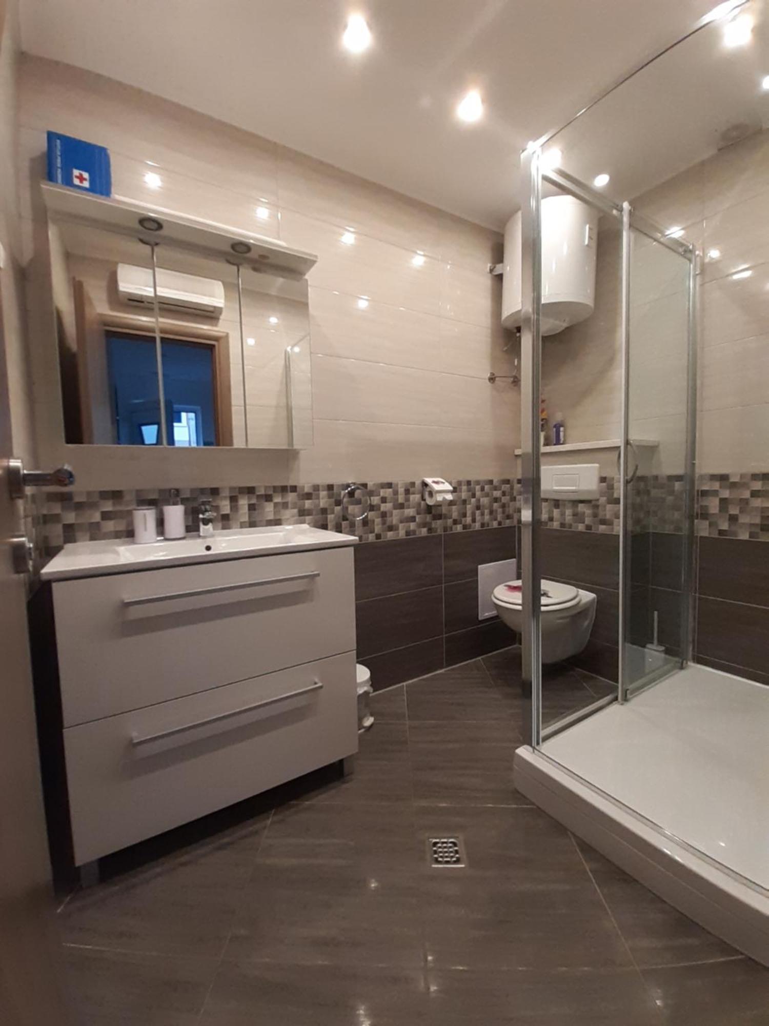 Apartment Lucky With Jacuzzi Trogir Rom bilde